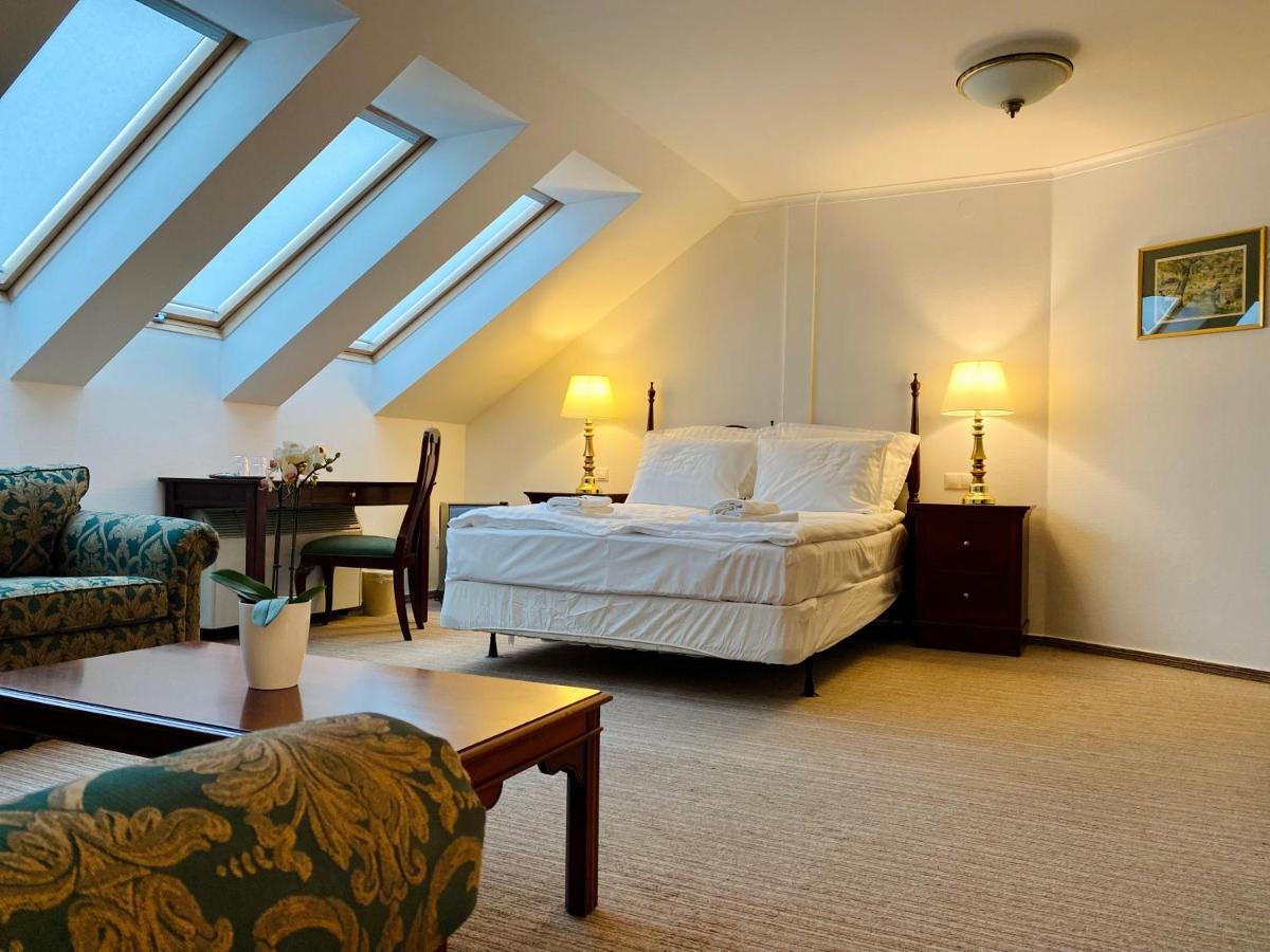 Opera16 Guestrooms Budapesta Exterior foto