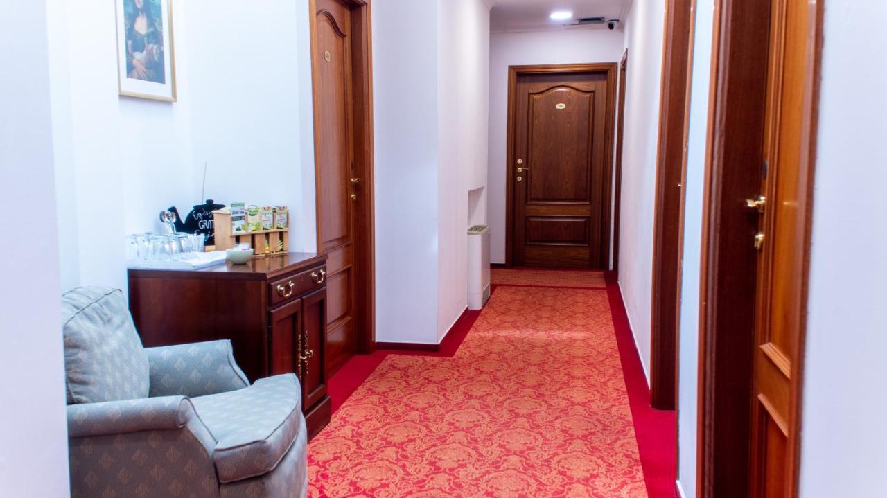 Opera16 Guestrooms Budapesta Exterior foto